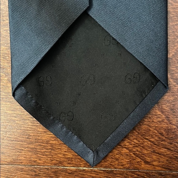 Gucci Ombré Blue Silk Tie Striped on the Diagonal, Made in Italy - Picture 7 of 10